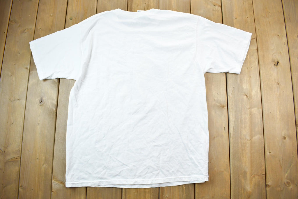 Vintage 1990s Mardi Gras Magic Graphic T-Shirt