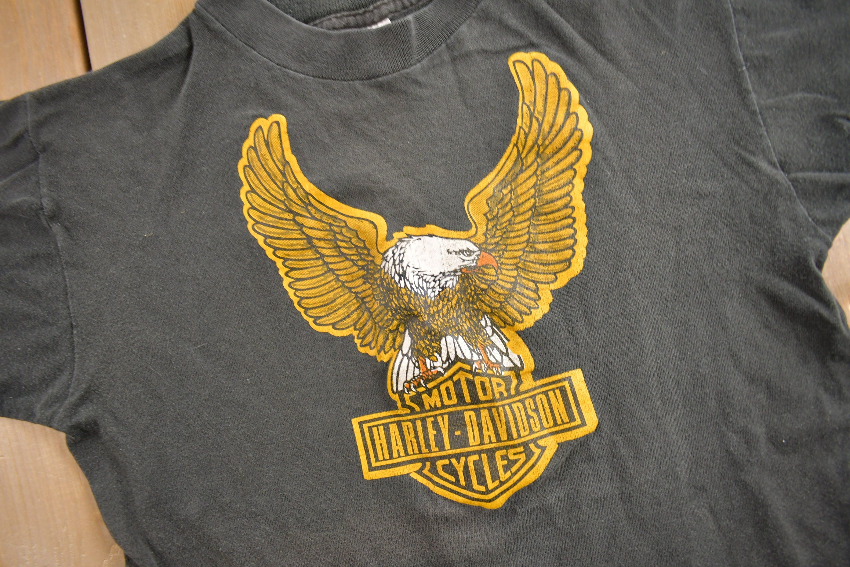 Vintage 1980s Harley Davidson Eagle Graphic T-Shirt Single Stitch