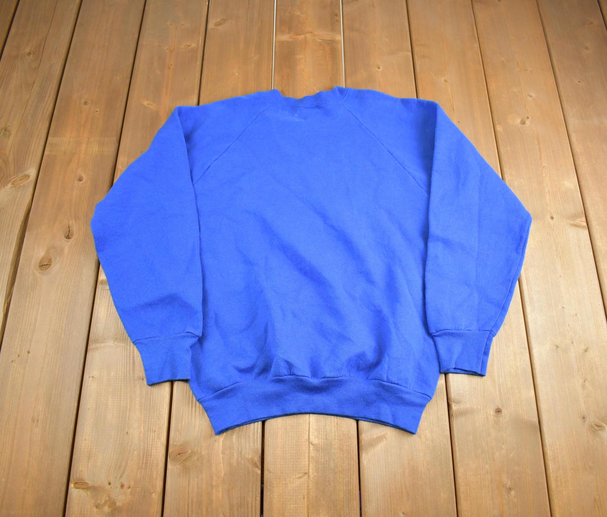 Vintage 1990s Blank Fruit Of The Loom Crewneck Sweatshirt Made In USA