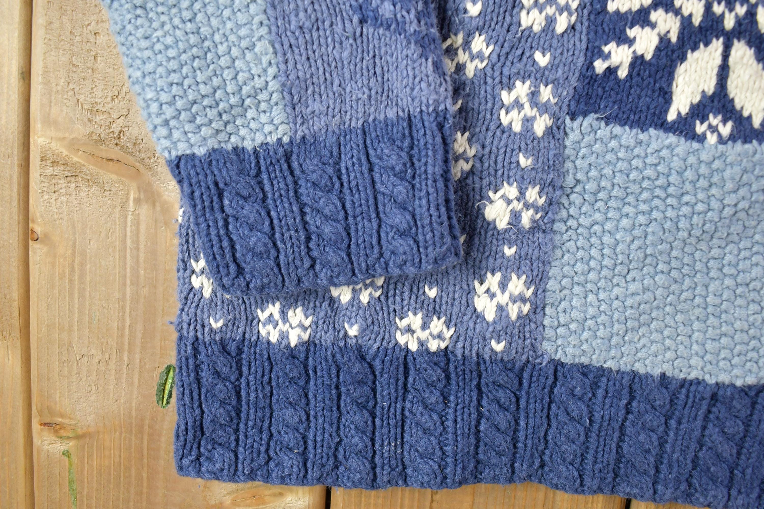 Vintage 1990s Jones New york Christmas Knit Crewneck Sweater