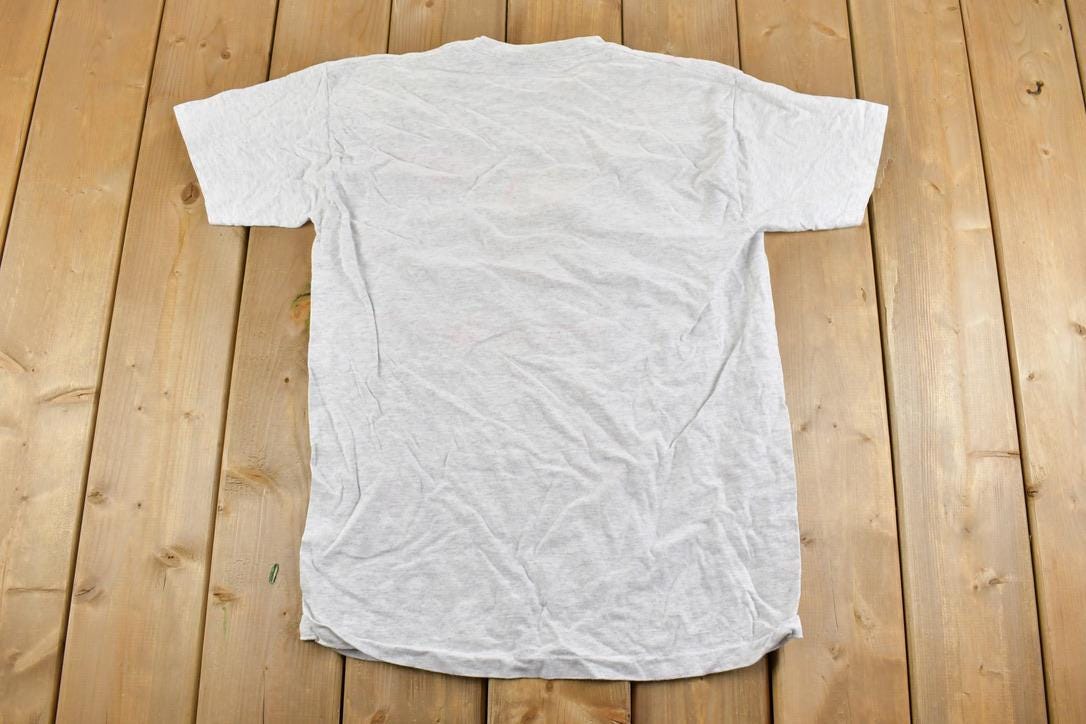 Vintage 1989 Las Vegas Souvenir Signal T-Shirt