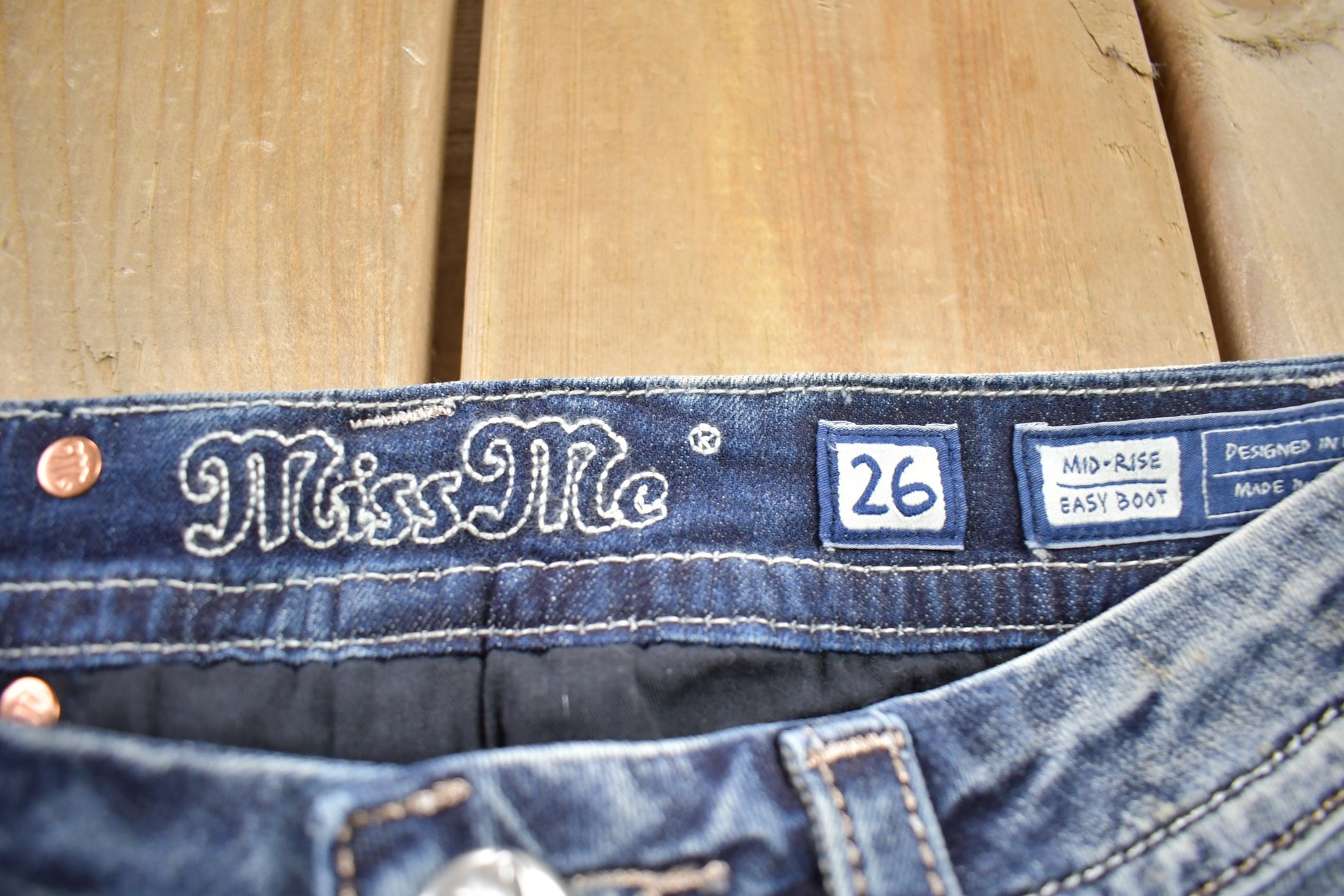 Vintage Y2K Miss Me Bedazzled Low Rise Jeans Size 26x32