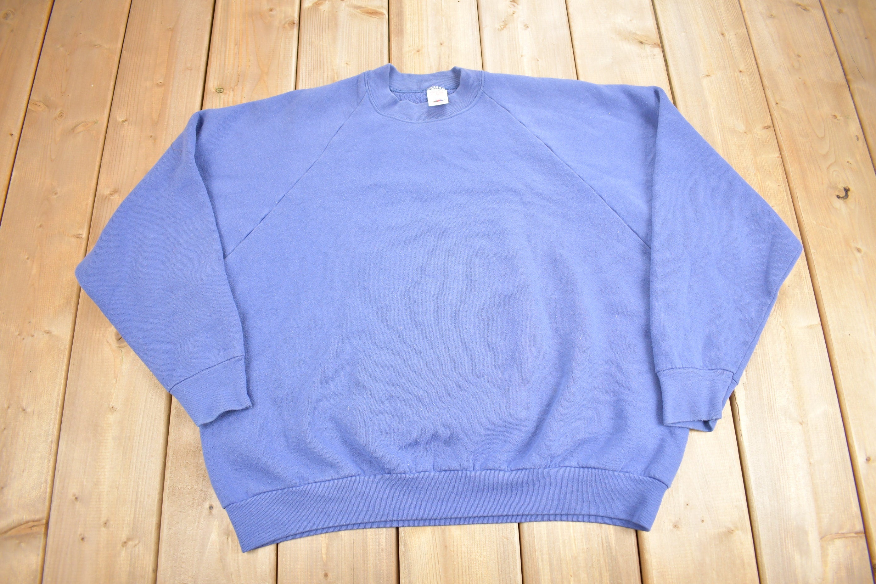Vintage 1980s Fruit Of The Loom Ladies Blank Raglan Crewneck Sweatshirt