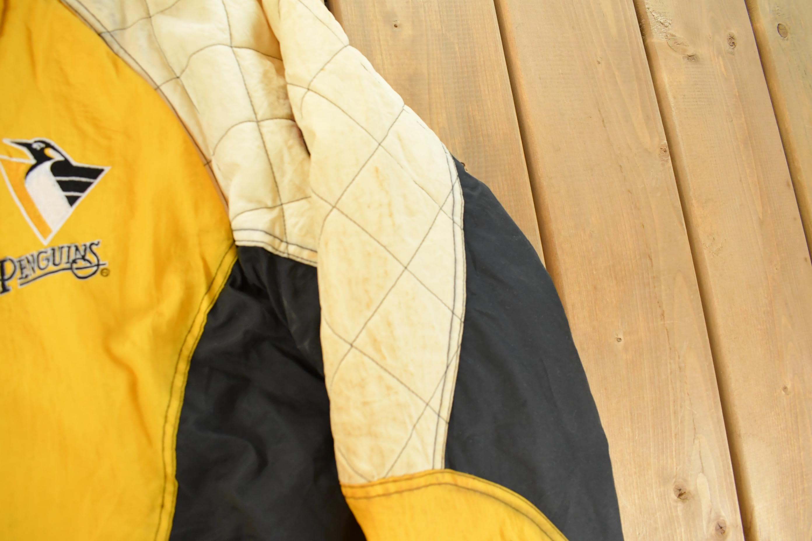 Vintage 1990s Pittsburgh Penguins NHL Starter Hooded Jacket Men's XL