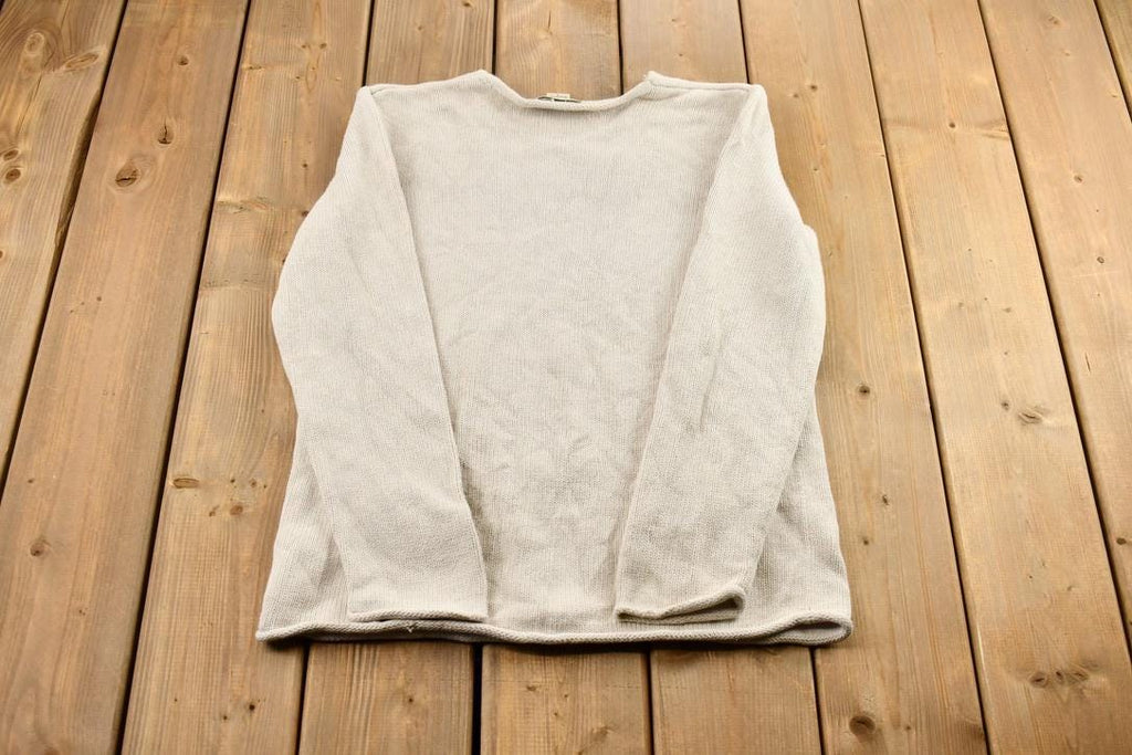 Vintage 1990s White Eddie Bauer Rolled Hem Lightweight Knit Shallow V-Neck Sweater