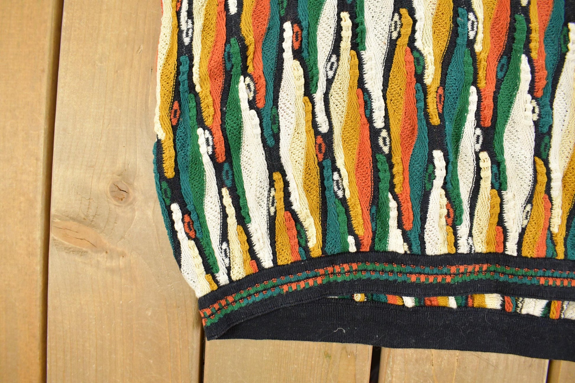 Vintage 1990s Coogi 3D Knit Abstract Short Sleeve Crewneck Sweater Men's Large