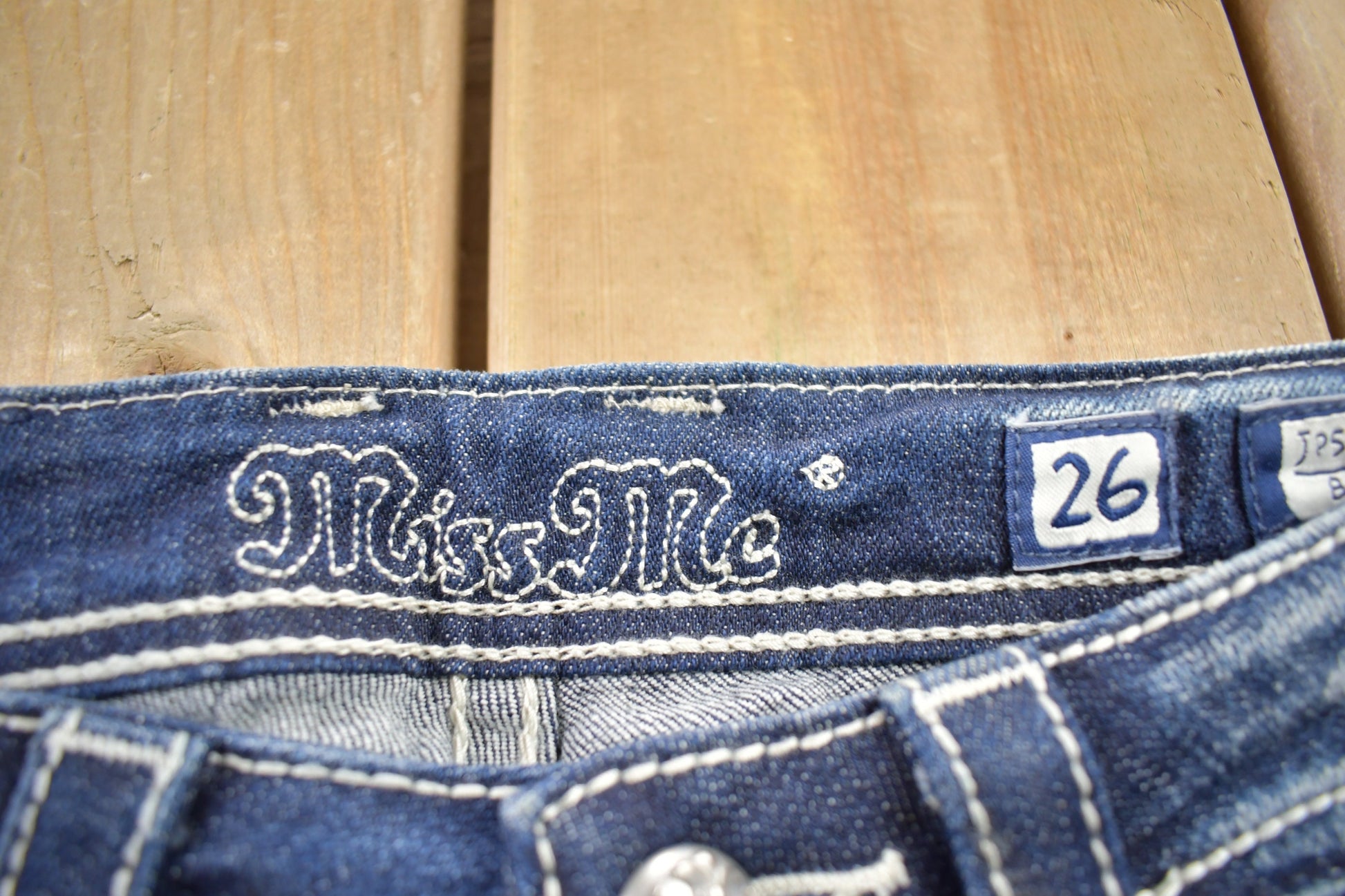 Vintage Y2K Miss Me Bedazzled Low Rise Jeans Size 26x33