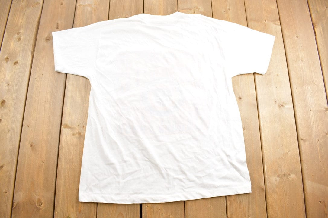 Vintage 1990s University of Niagara Falls Collegiate T-Shirt  Canadian  Sportswear Made In Canada
