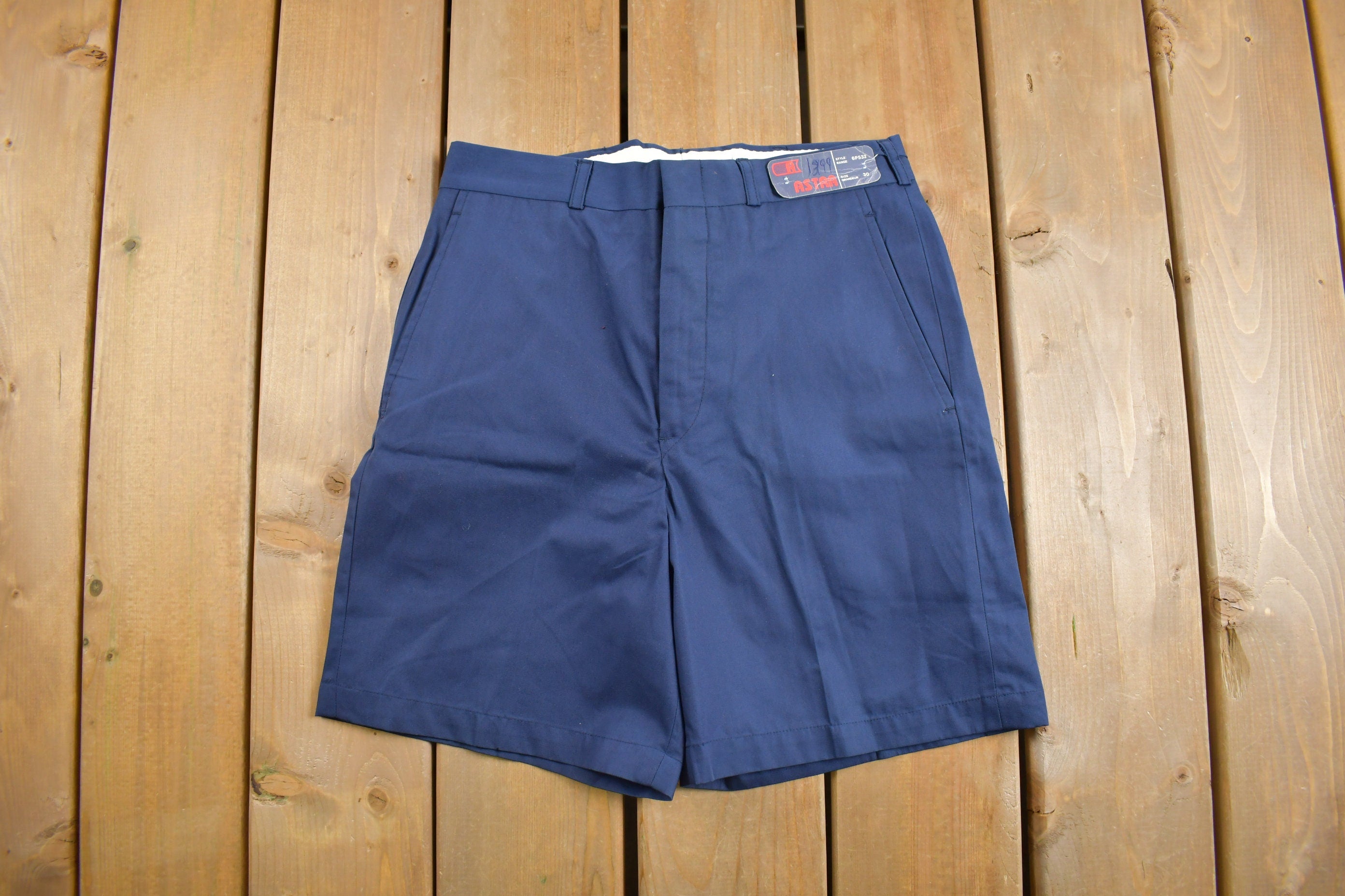 Deadstock Vintage 1980s Astra Workwear Pleated Shorts 29 x 6.5