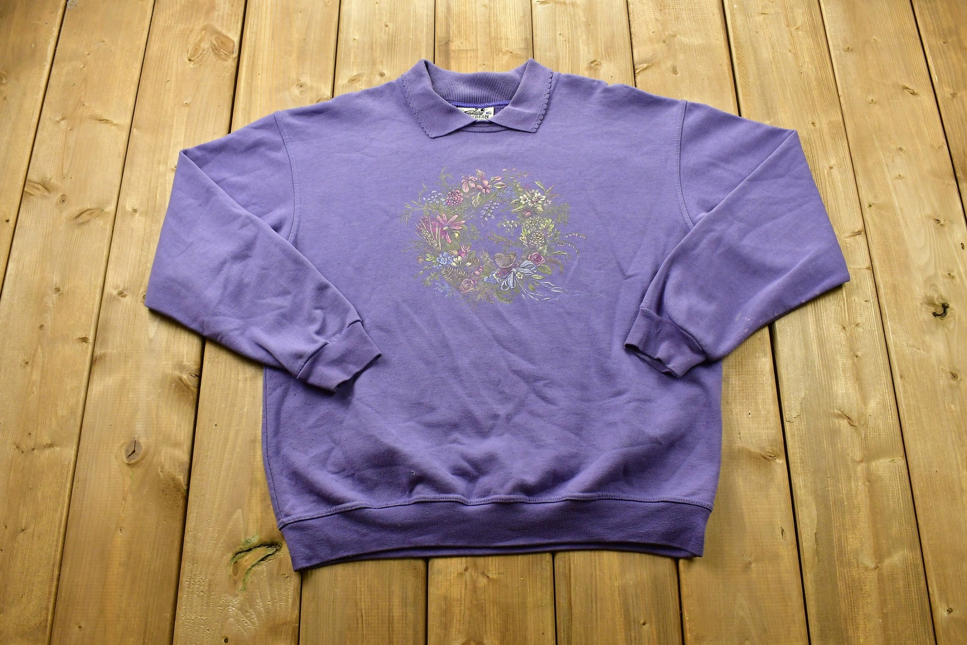 Vintage 90s Northern Reflections Collared Crewneck / Nature Print / Vintage Sweatshirt / Animal Print / Wilderness / Pullover Sweatshirt