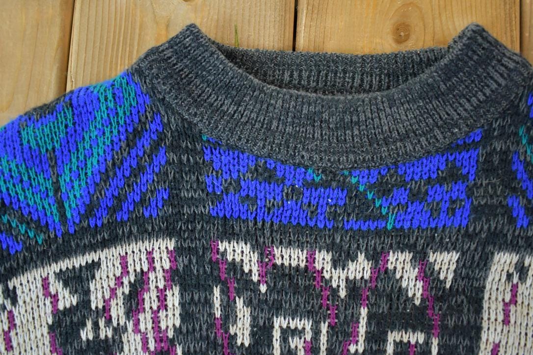 Vintage 1990s Todays News Knit Abstract Pattern Crewneck Sweater  90s Crewneck  Preppy Knits