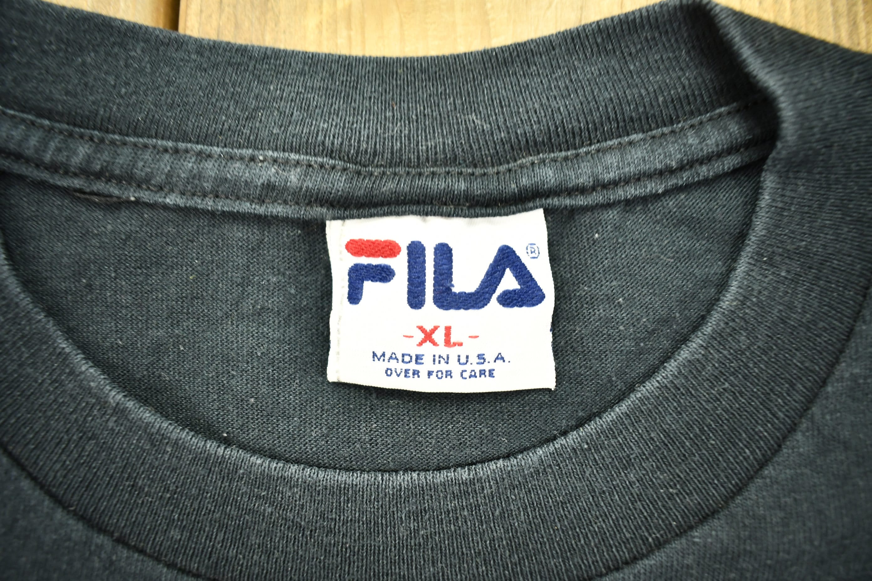 Vintage 1990s Fila Basketball Graphic T-Shirt
