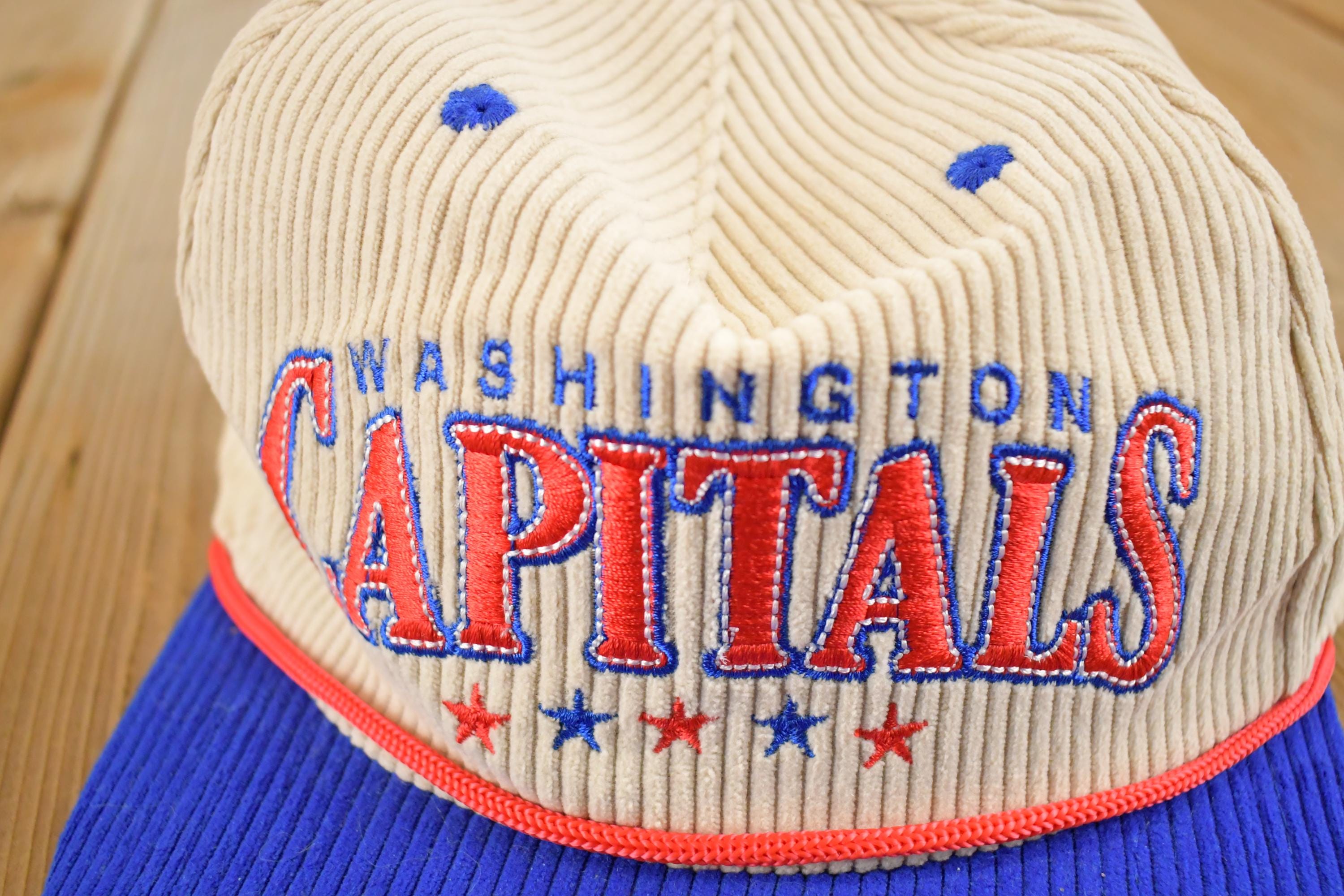 Vintage 1980s Washington Capitols NHL Corduroy Snapback Trucker Hat