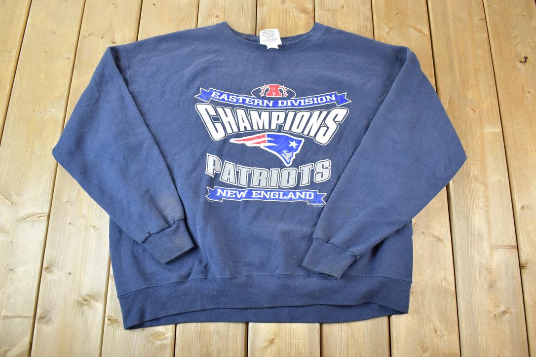 Vintage 1990s New England Patriots Eastern Champions NFL Lee Sport Crewneck Sweatshirt