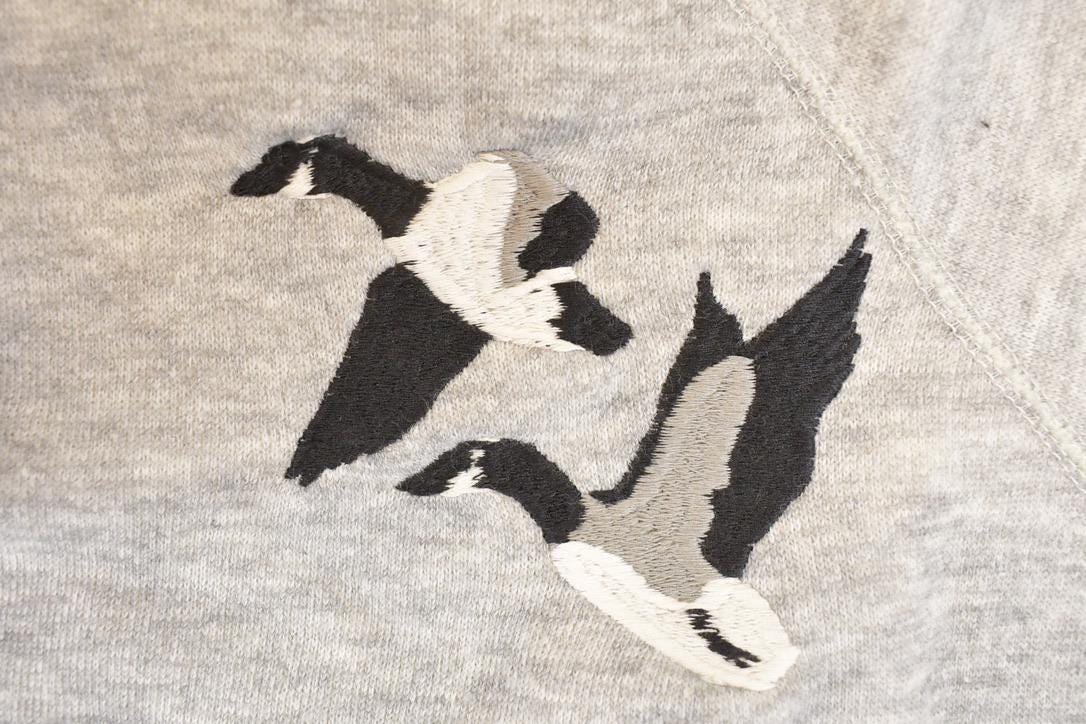 Vintage 1980s Sportswear Embroidered Goose Crewneck Sweatshirt Men's L