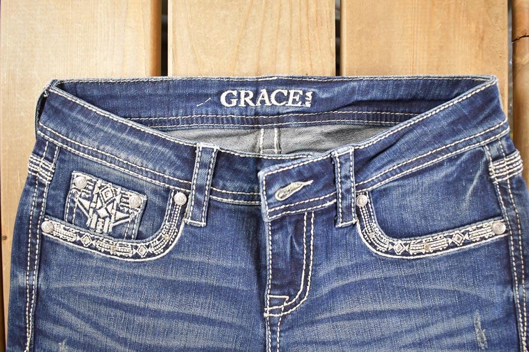 Vintage Deadstock Y2K Grace In LA Bedazzled Bootcut Low Rise Jeans Women's Size 26 x 32