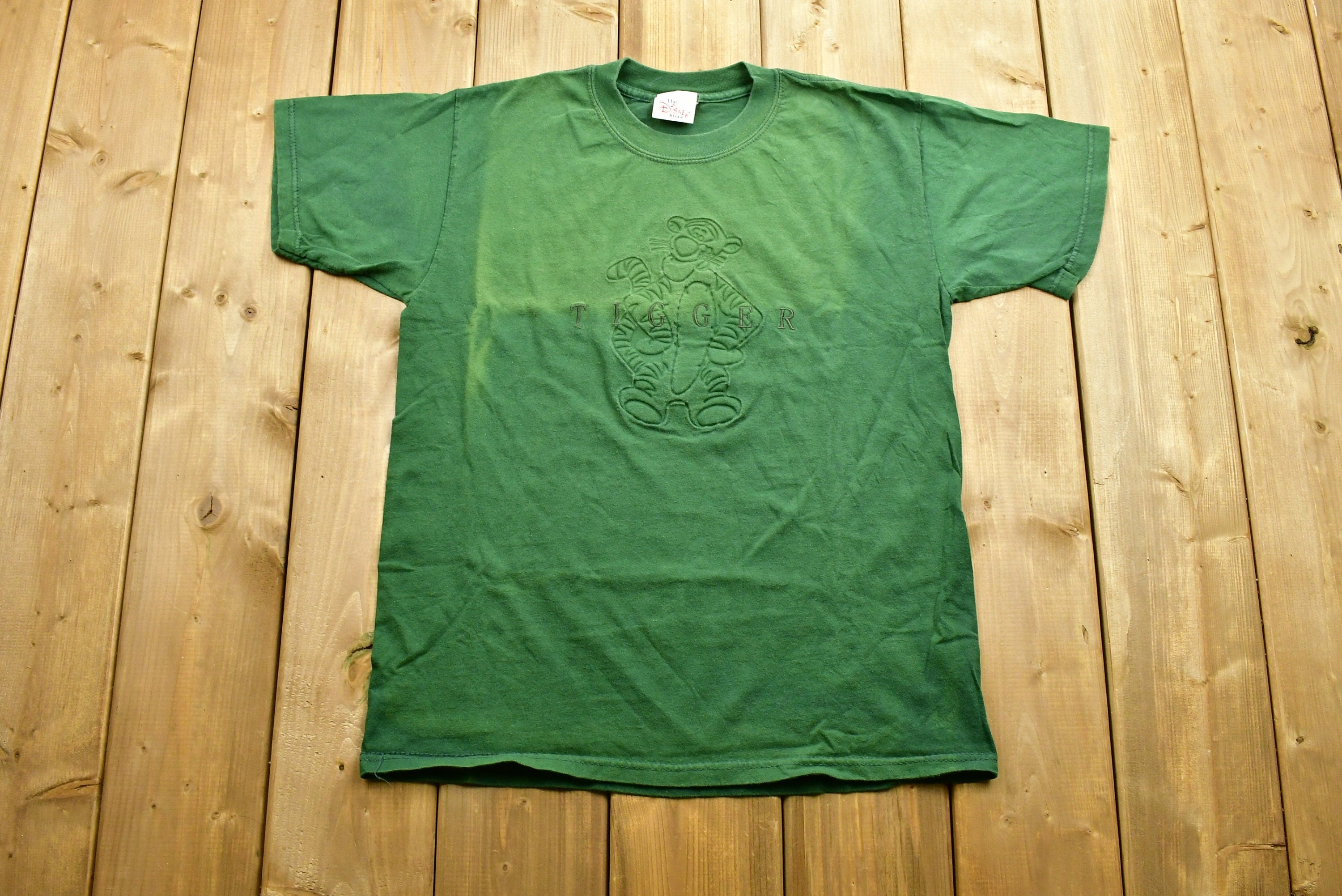 Vintage 90's Tigger Embroidered Cartoon T-Shirt