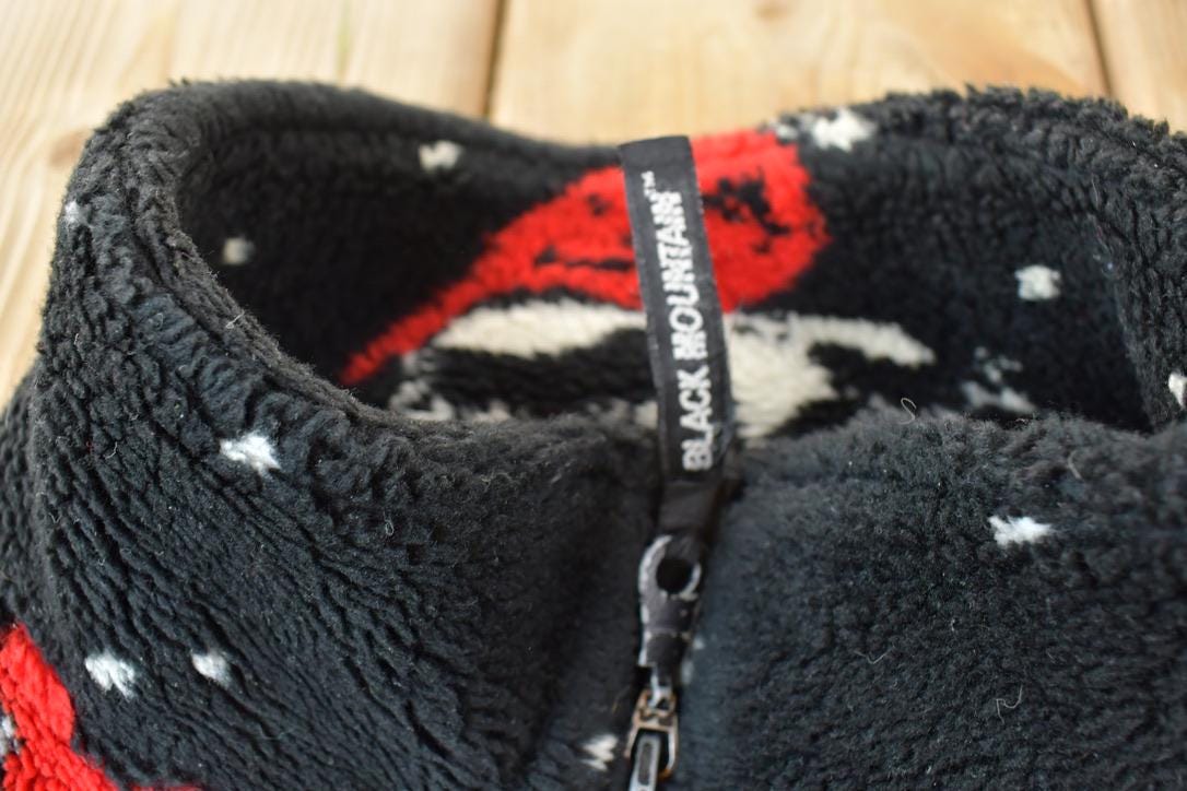 Vintage 1990s Black Mountain Cardinal AOP Fleece Sweater