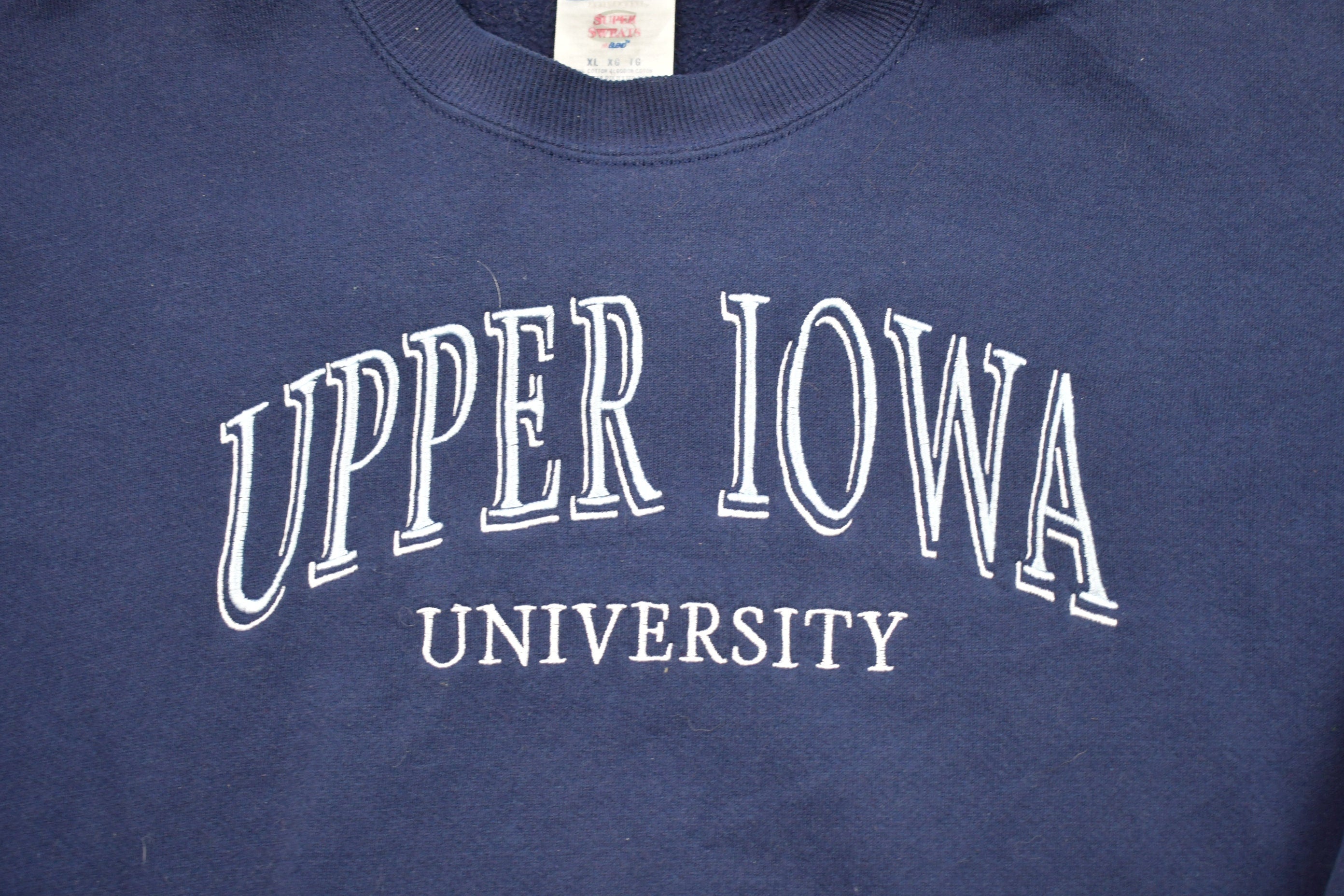 Vintage 1990s Upper Iowa University Collegiate Crewneck