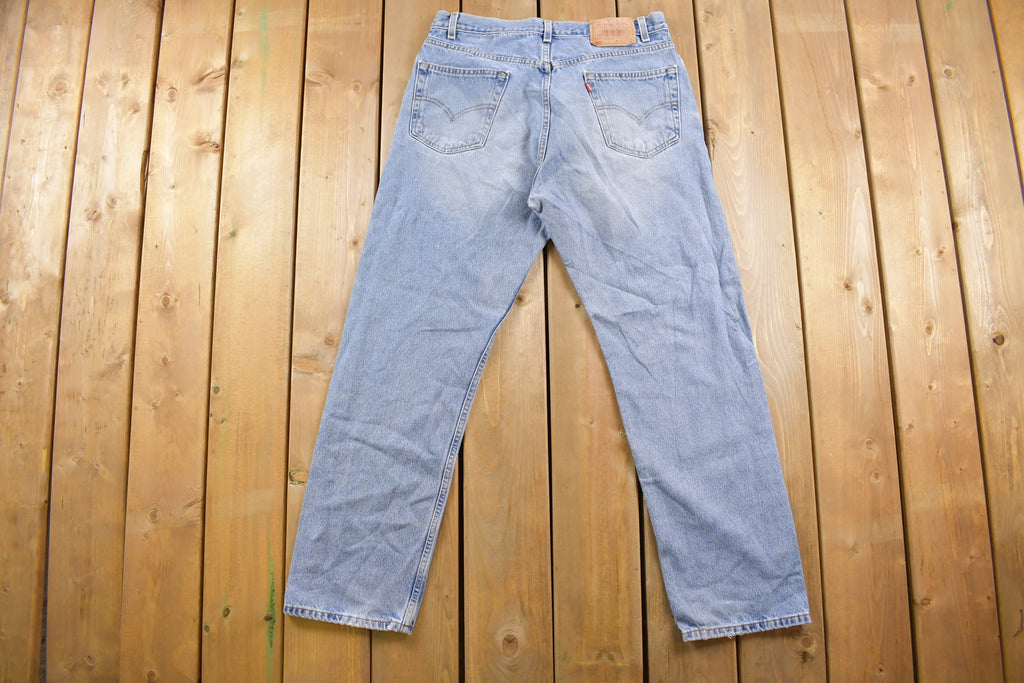 Vintage 1990s Levi's 505 Red Tab Jeans Size 32 x 30