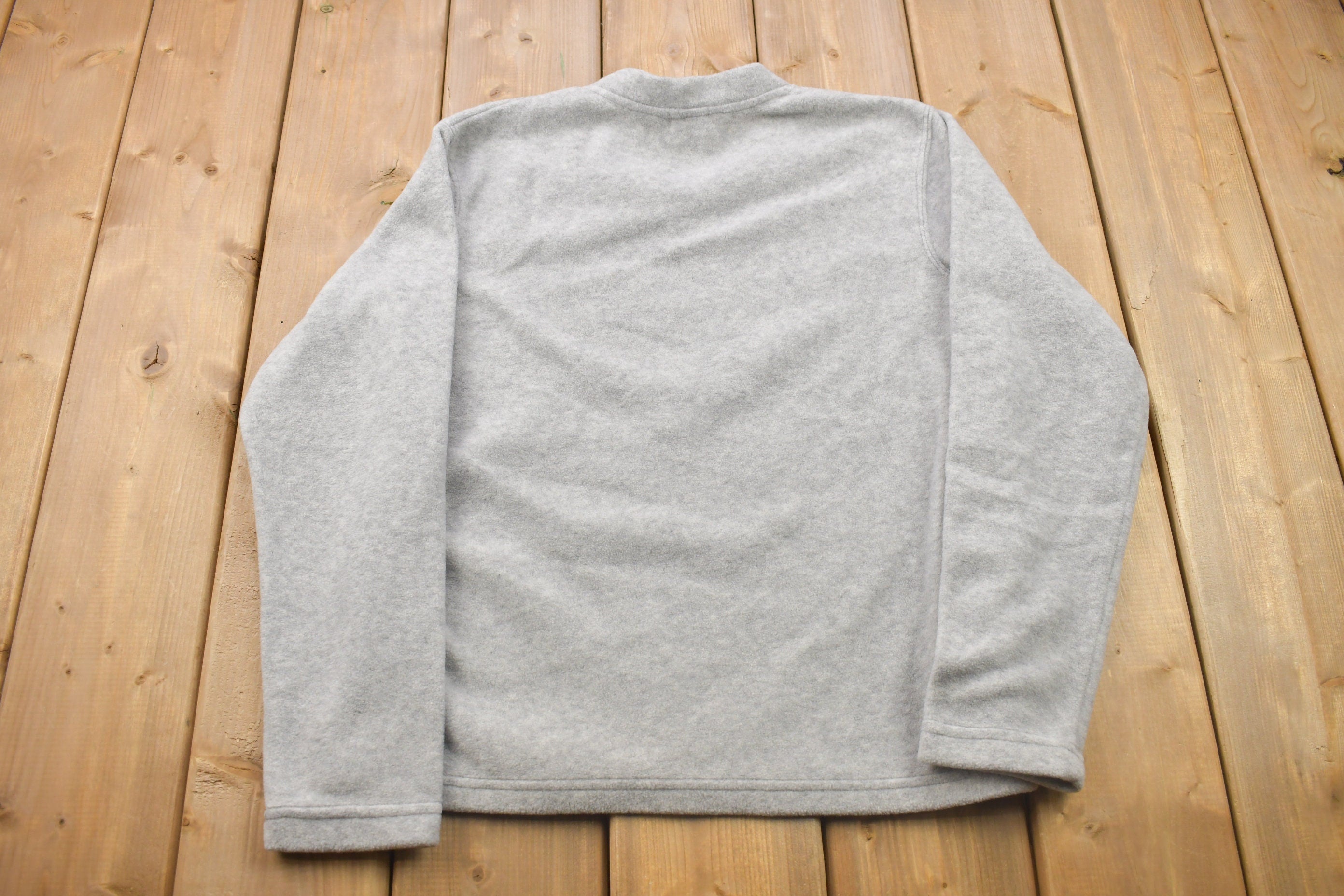 Vintage 1990s Disney Tigger Winnie the Pooh Fleece Sweater