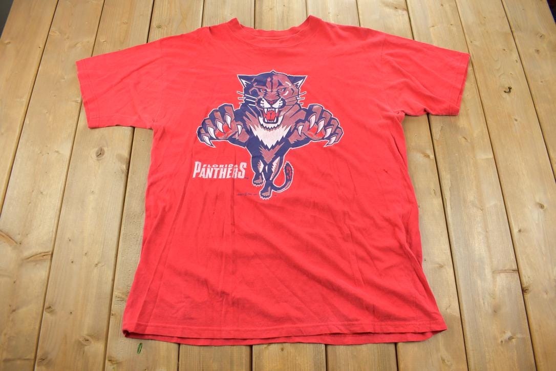 Vintage 1993 Florida Panthers NHL Graphic logo 7 T-Shirt Made IN USA