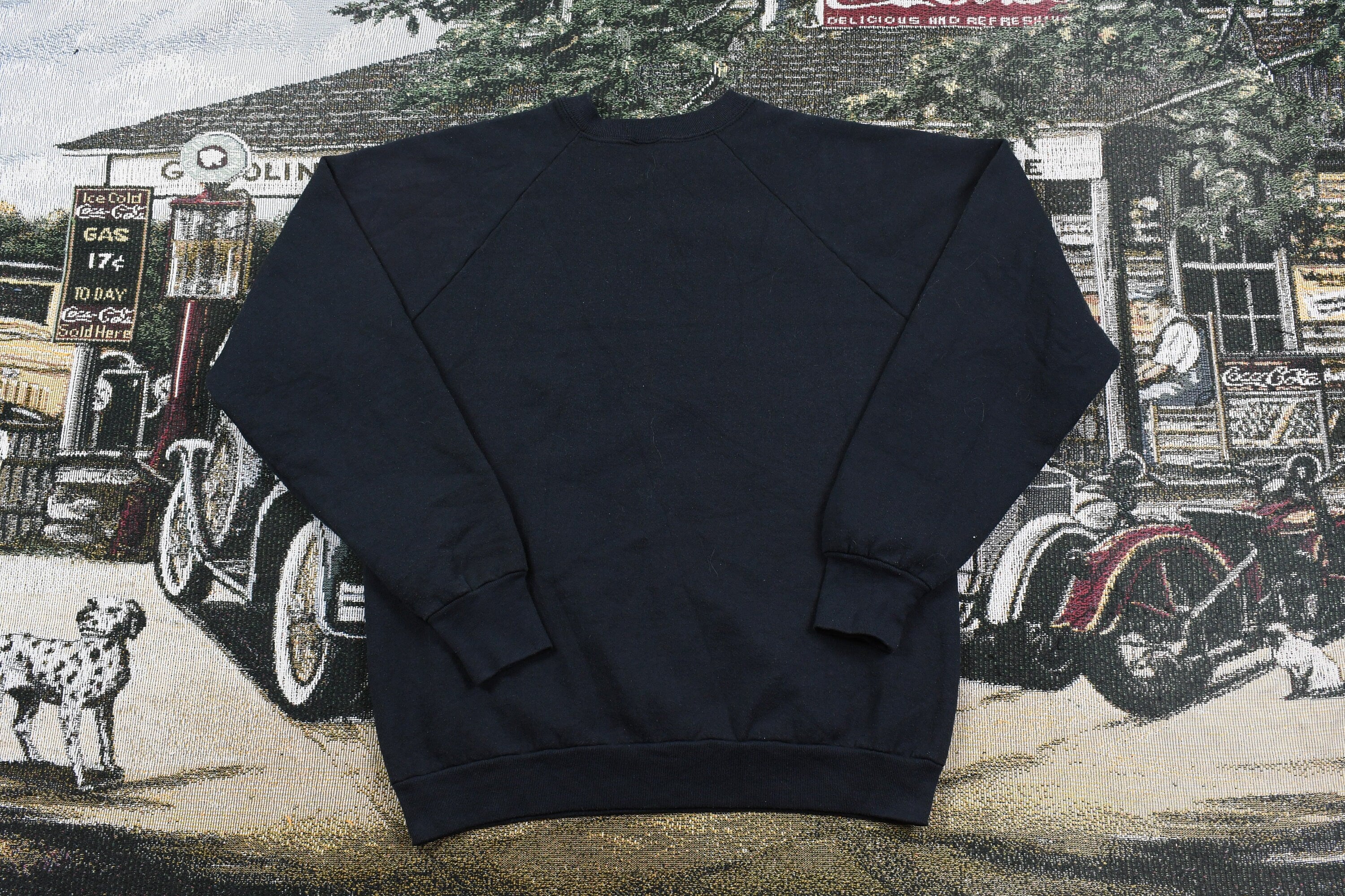 Vintage 1990s Bflo Animal City Skyline Graphic Crewneck