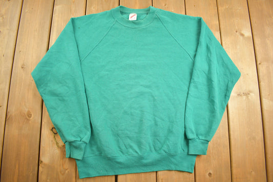 Vintage 1980s Jerzees Blank Green Raglan Crewneck Sweatshirt / 80s Crewneck / Made In USA / Athleisure / Streetwear / 80s Blank / Size M