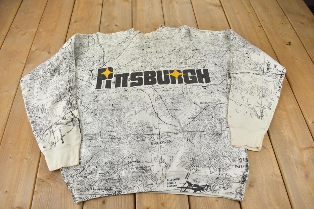 Vintage 1990s Pittsburgh All Over Print Map Graphic Souvenir Travel Crewneck Sweatshirt