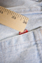 Vintage 1980s Levi 550s Red Tab Jeans Size 32 x 30