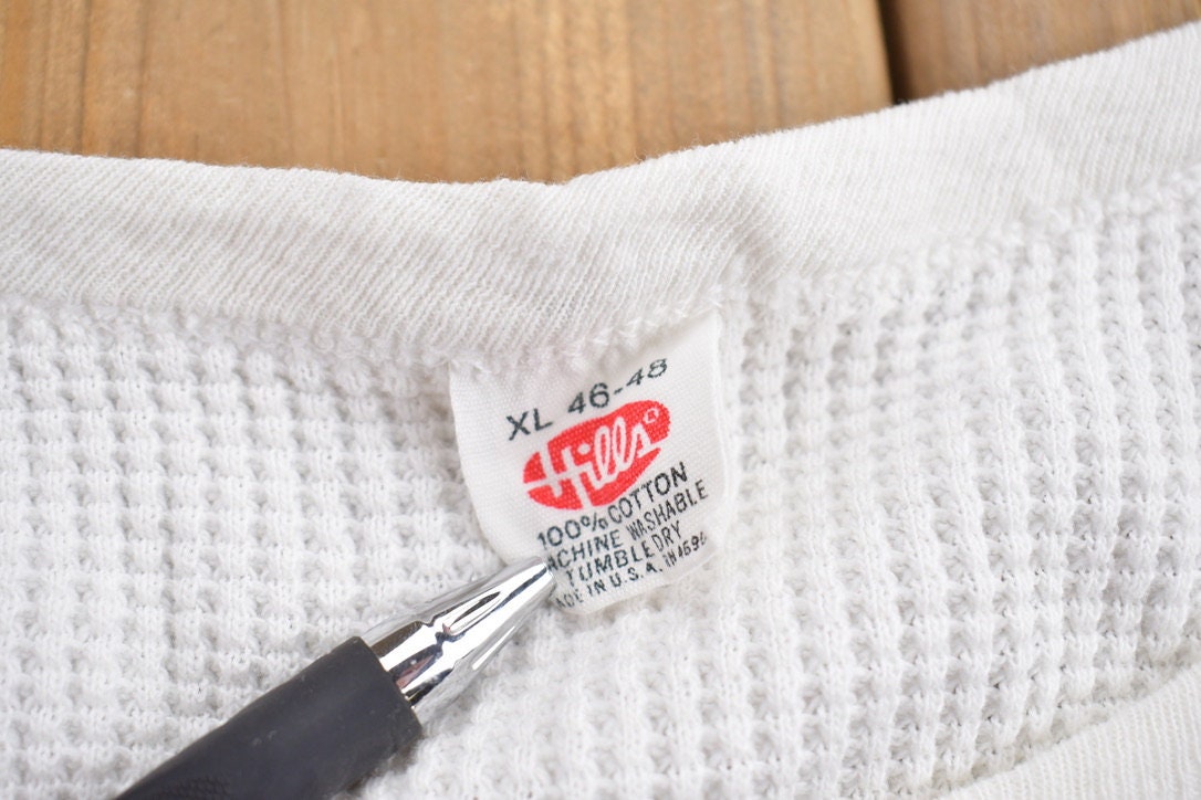 Vintage 1970s Blank Waffle Knit Long Sleeve Under Shirt