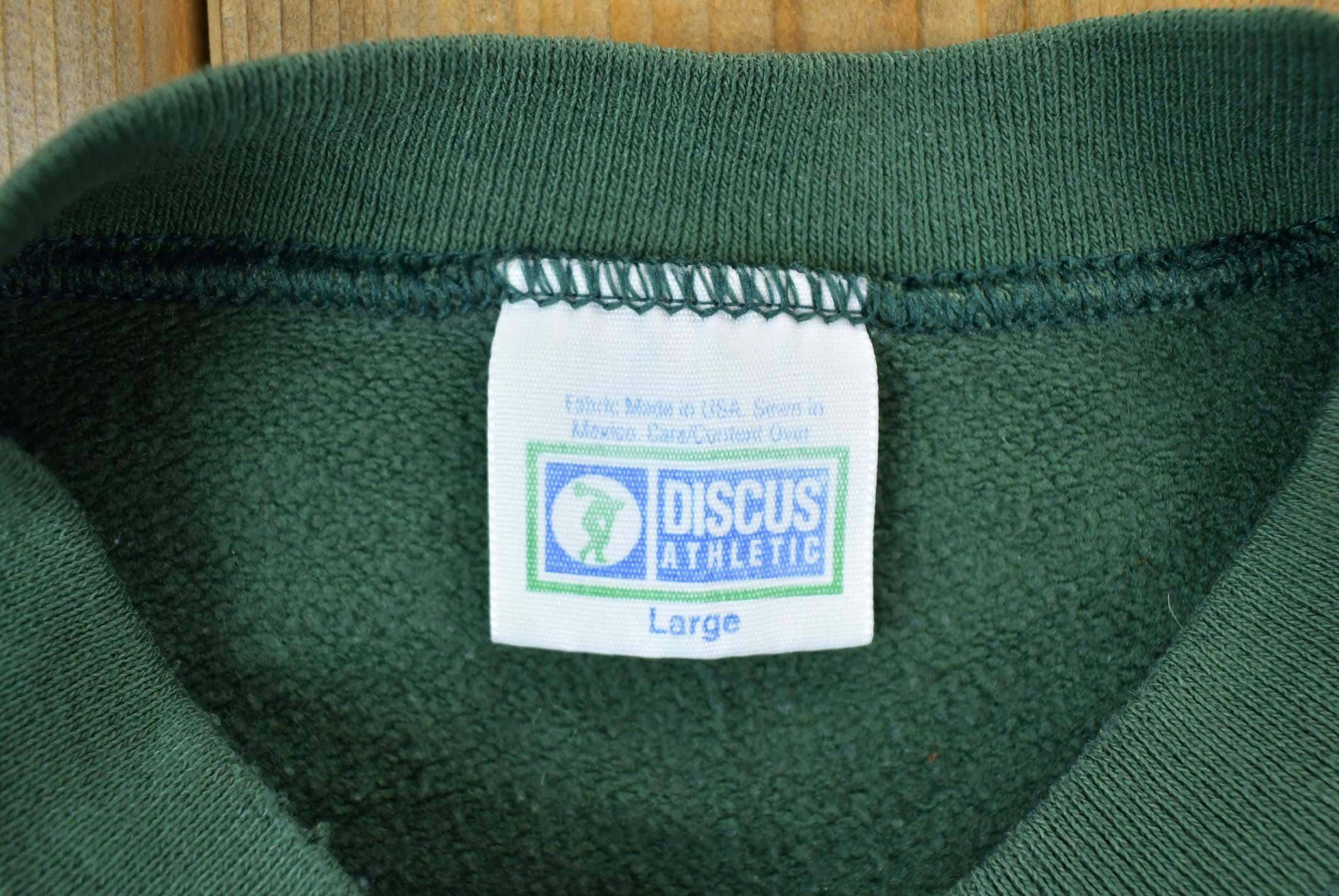 Vintage 1990s Hunter Grain Co Discus Athletic Crewneck Sweatshirt