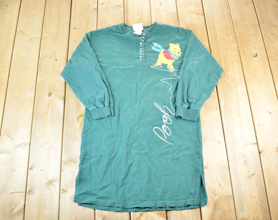 Vintage 1990s Winnie The Pooh Disney Sleep Shirt Womens M