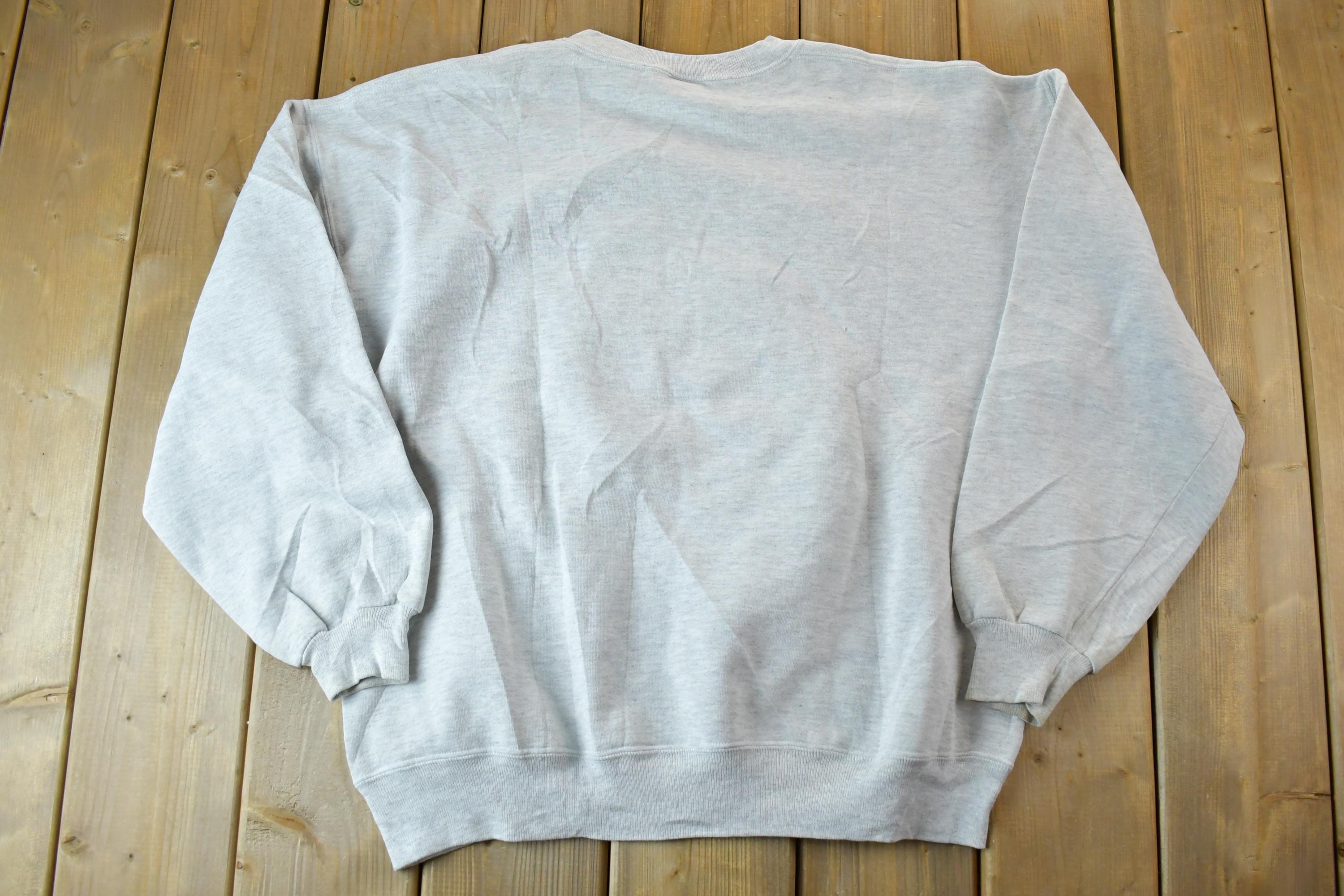 Vintage 1990s Maquoketa Plaid M Russell Crewneck Sweatshirt