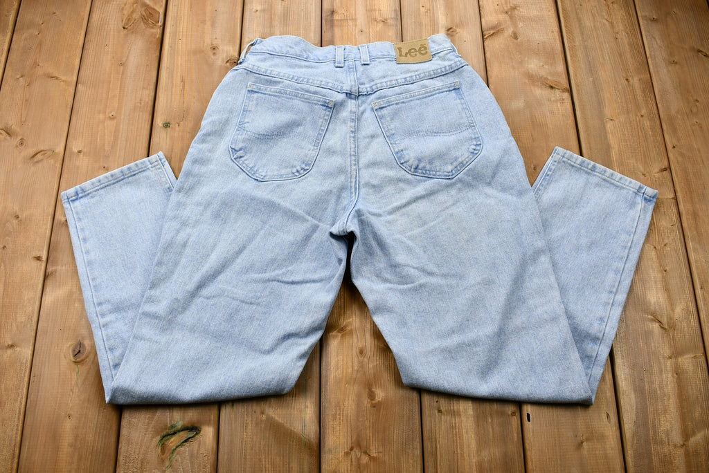 Vintage 1990s LEE Light Wash Tapered Mom Jeans