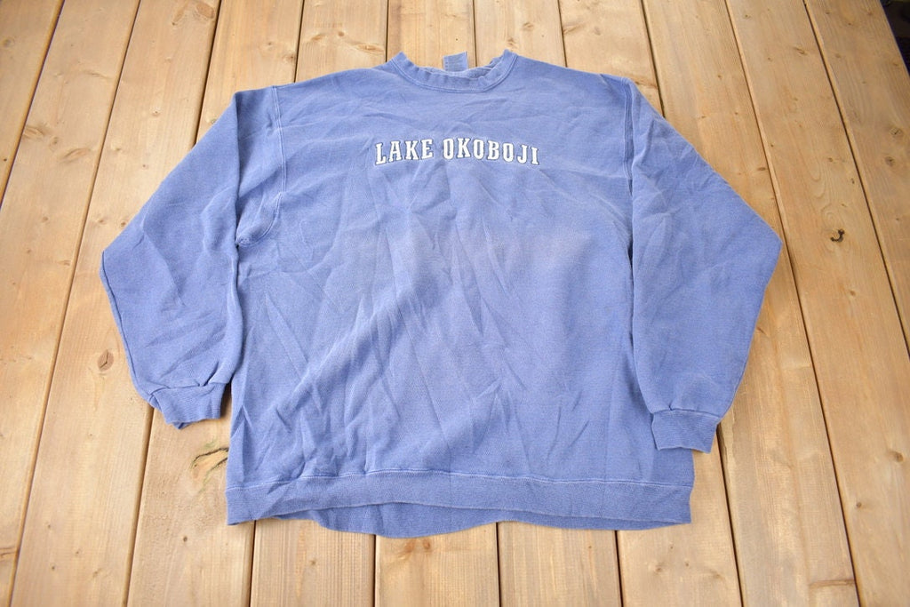 Vintage 1990s Lake Okoboji Embroidered Souvenir Crewneck Sweatshirt made In USA