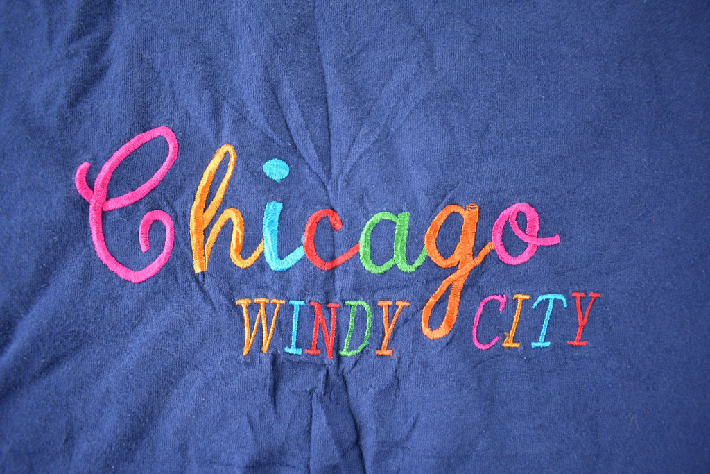 Vintage 1990s Chicago Windy City Embroidered Souvenir Travel T Shirt Made In USA Size XL