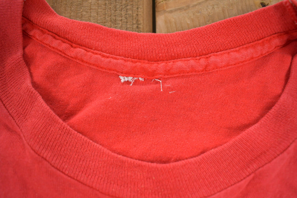 Vintage 1990s Fruit of the Loom Blank Pocket T Shirt