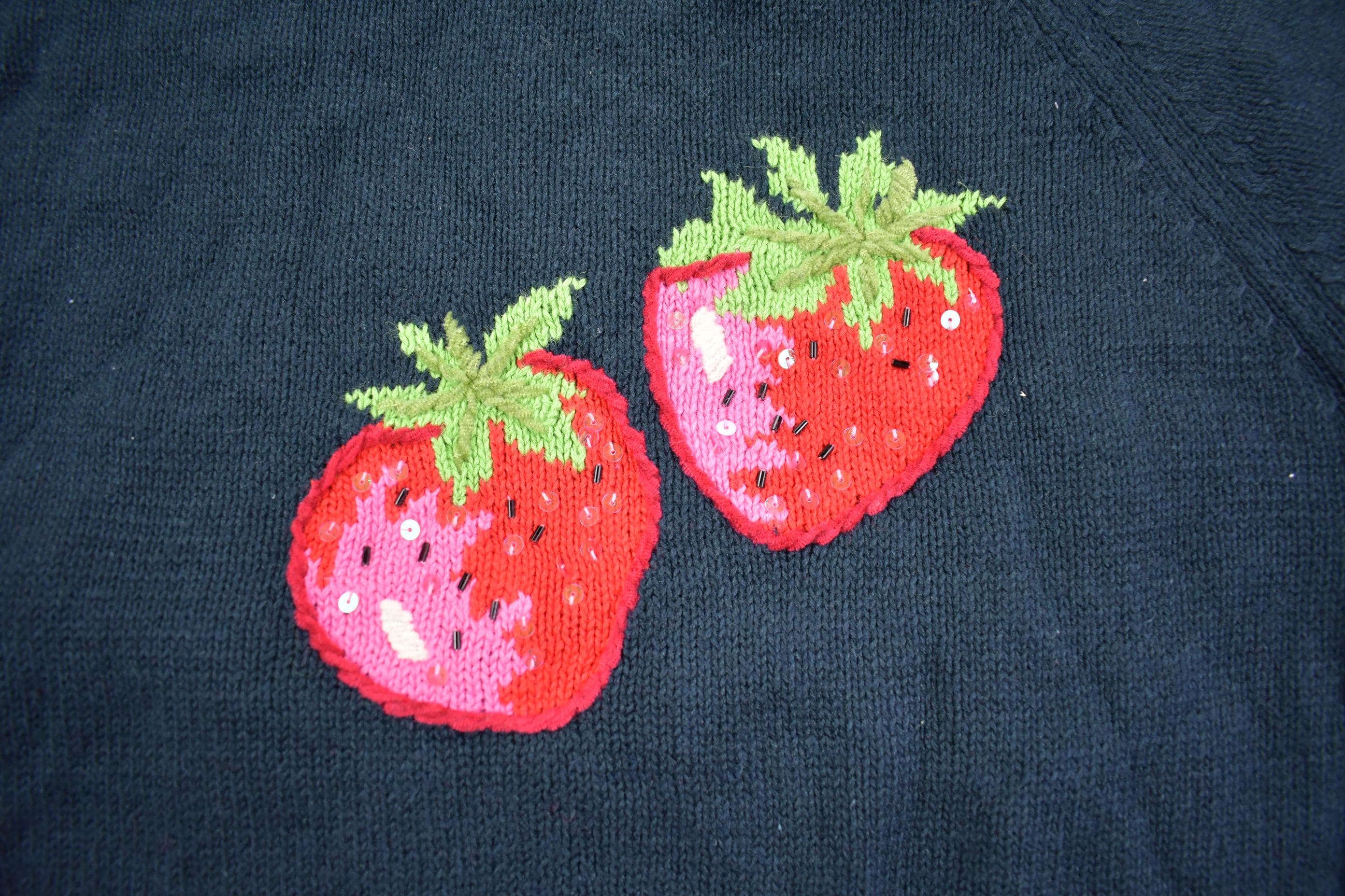 Vintage 1980s Short Sleeve Strawberry Cute Knit Crewneck Sweater