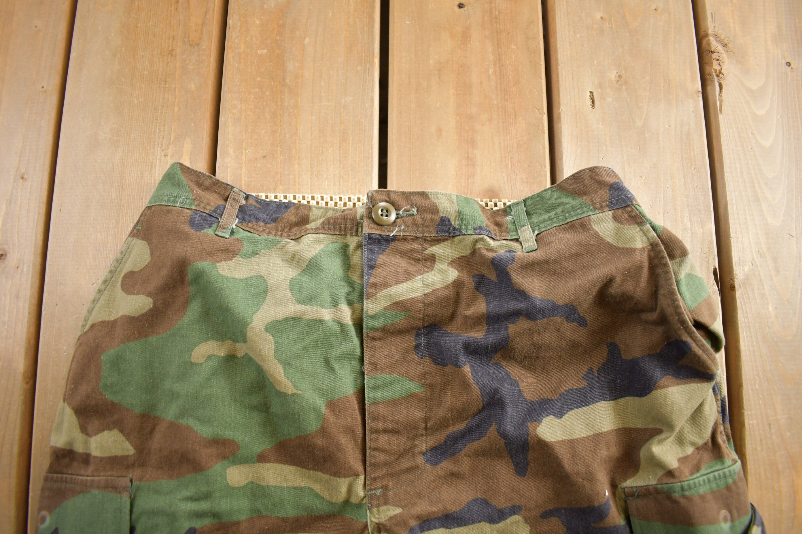 Vintage 1990s Army Woodland Camouflage Cargo Pants Size 34x29