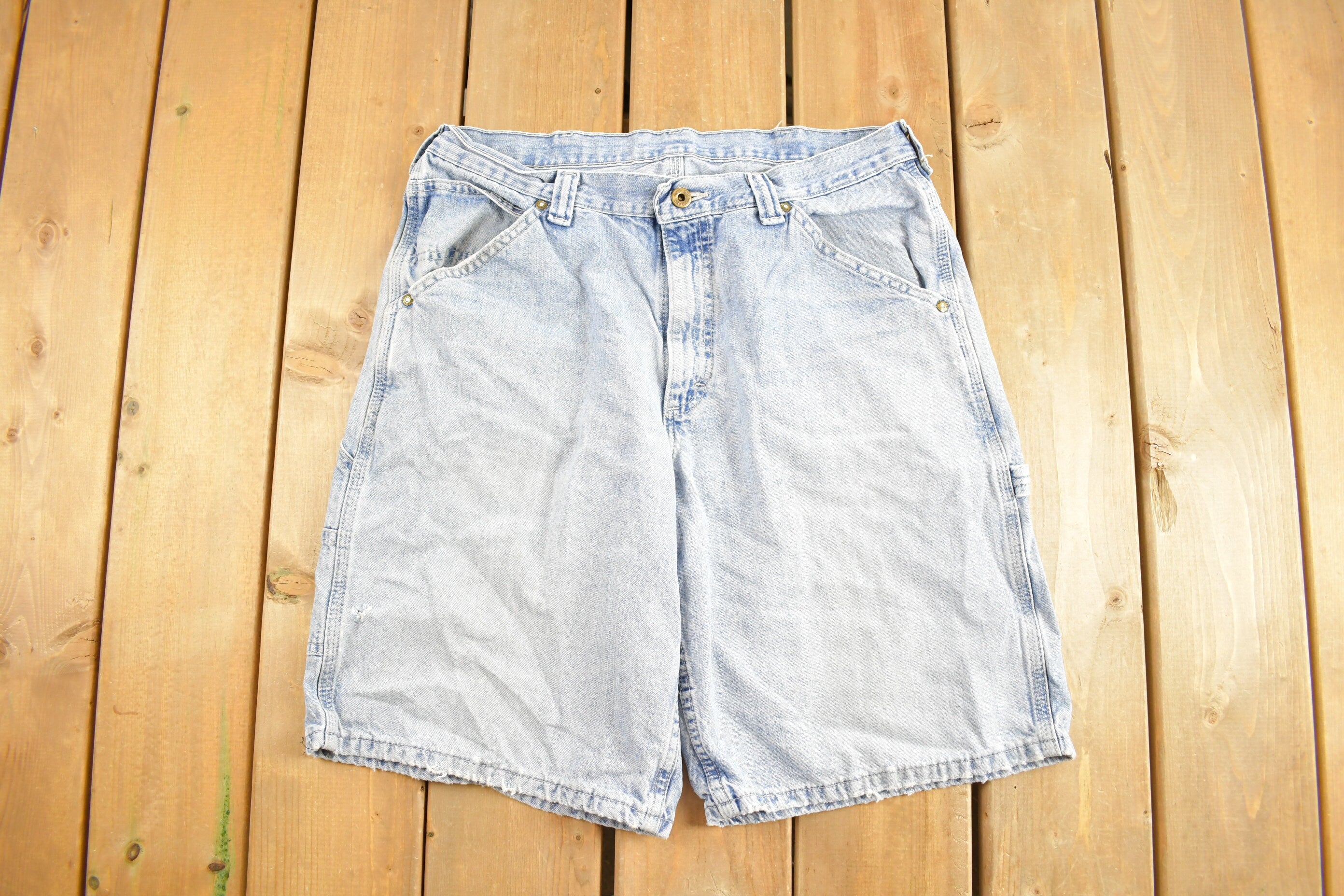 Vintage 1990s Lee Dungarees Can't Bust 'Em Jean Shorts 34 x 10