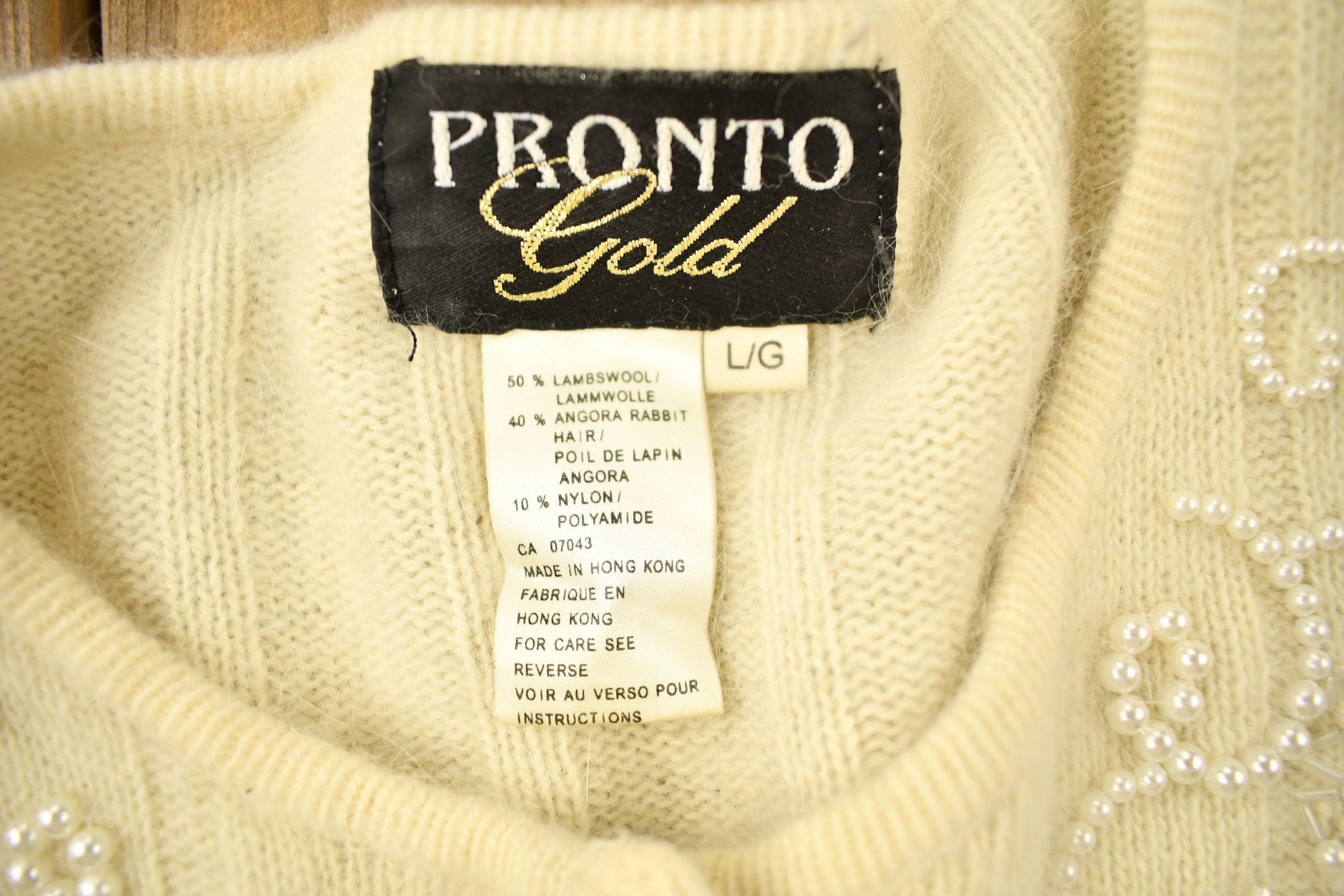 Vintage 1980s Pronto Gold Lambs Wool Blend Cardigan Sweater