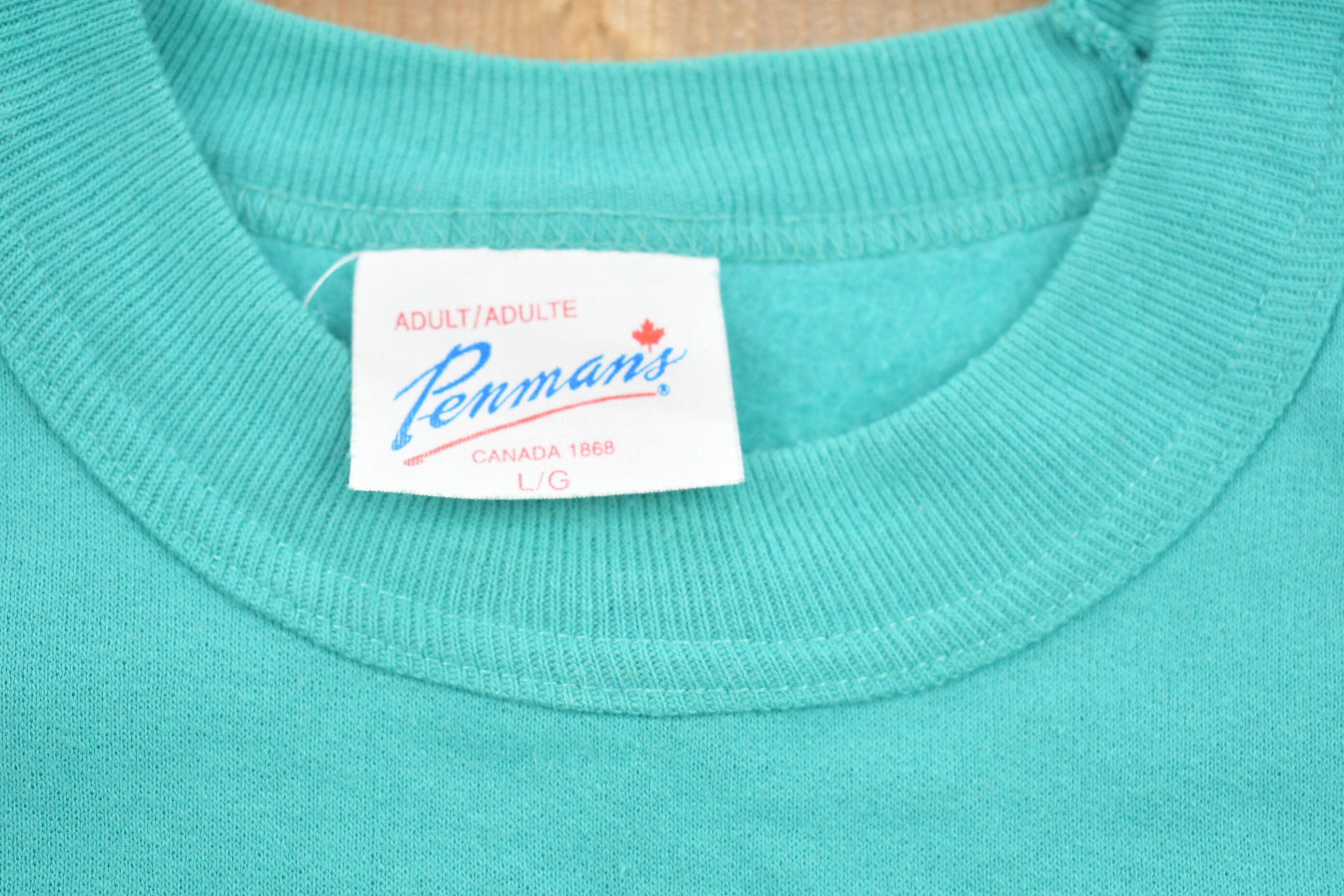 Vintage 1980s Penman's Moosonee Ontario Raglan Crewneck Sweatshirt