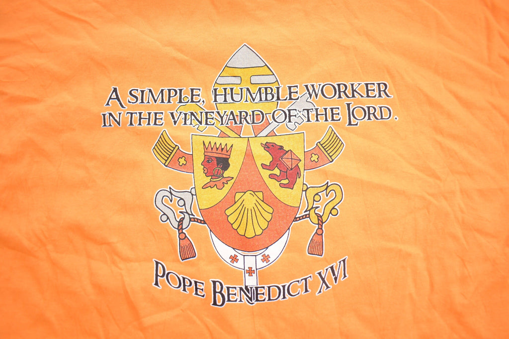 Vintage 1990s Pope 'Papa Ben' Graphic T-Shirt