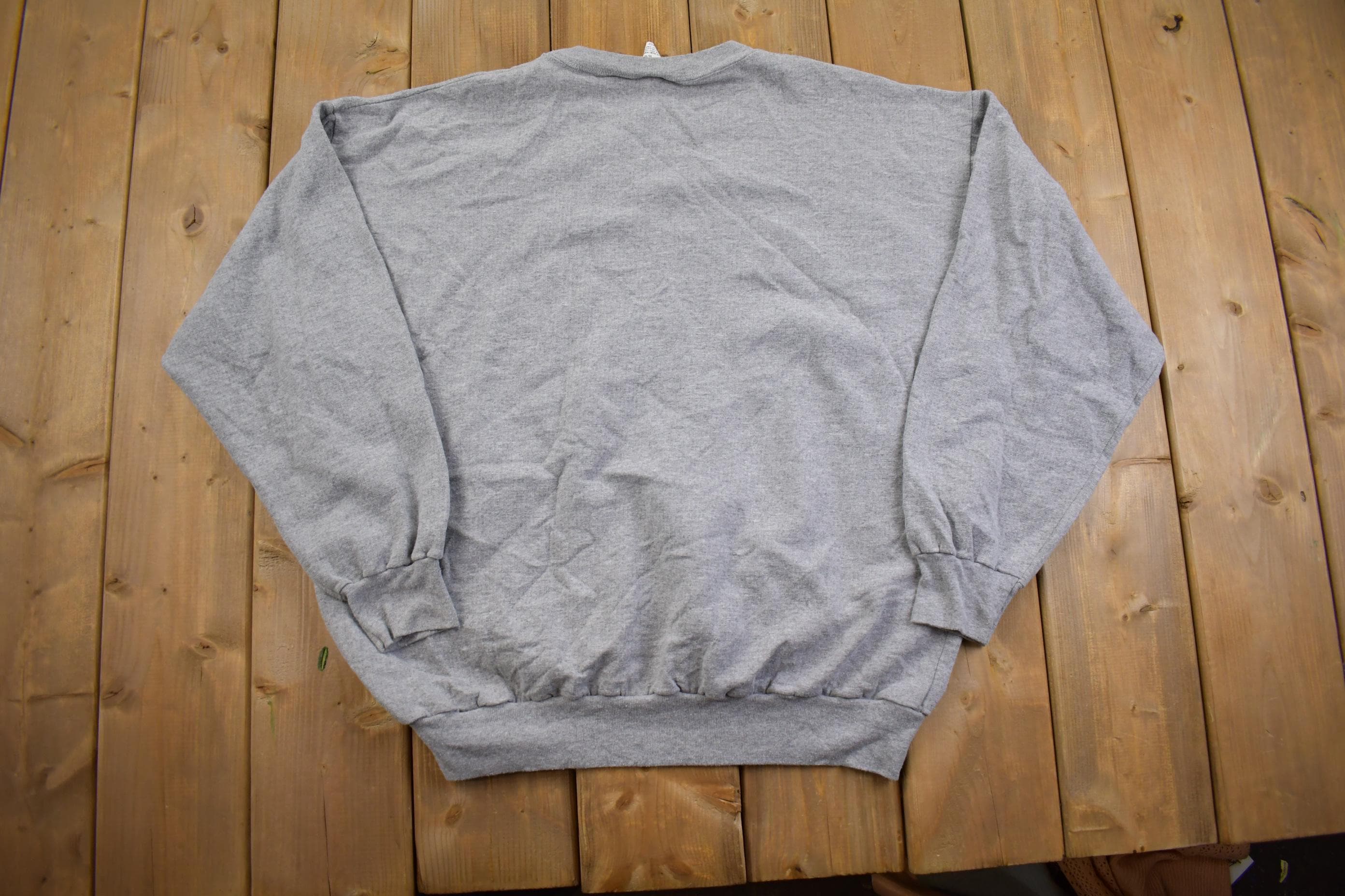 Vintage 1990s Blank Crewneck Sweatshirt Made In USA - Large