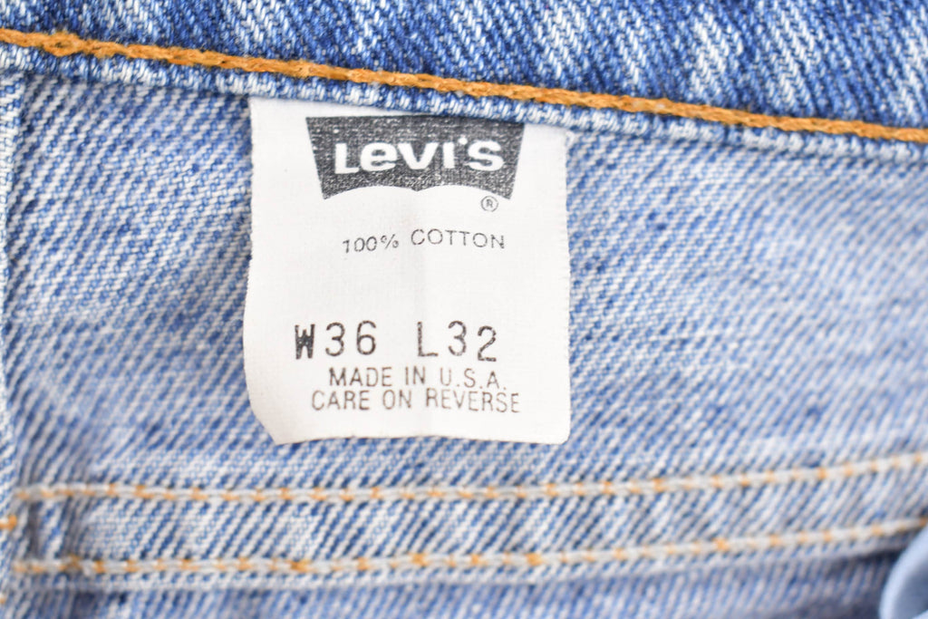 Vintage 1990s Levi's 550 Red Tab Jeans Size 34 x 31