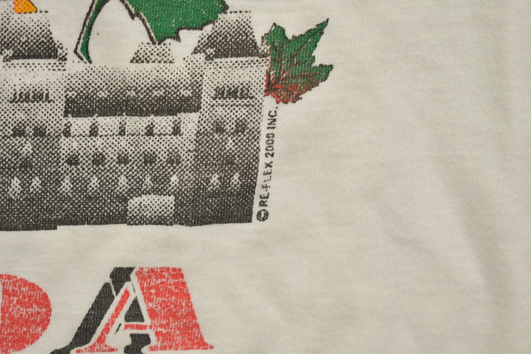 Vintage 2000 Canada Souvenir T Shirt