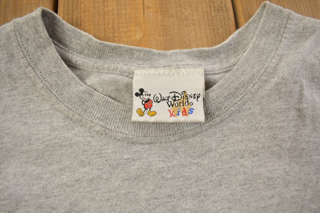Vintage 2002 Kids Walt Disney World Stitch Graphic T Shirt