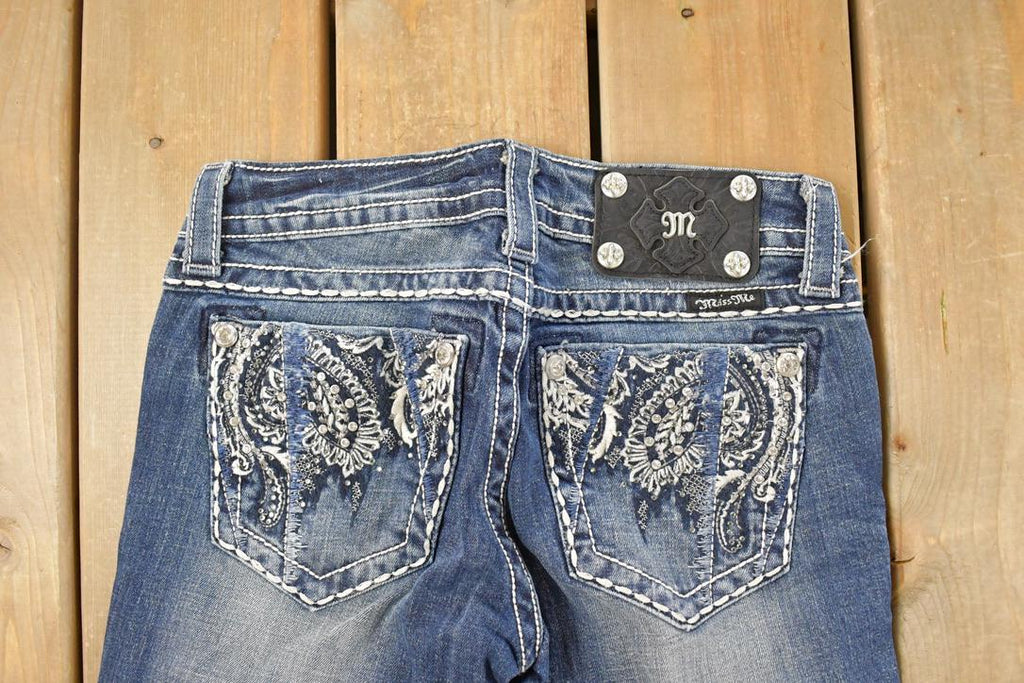 Vintage Deadstock Y2K Miss Me Bedazzled Low Rise Jeans Women's Size 26x31