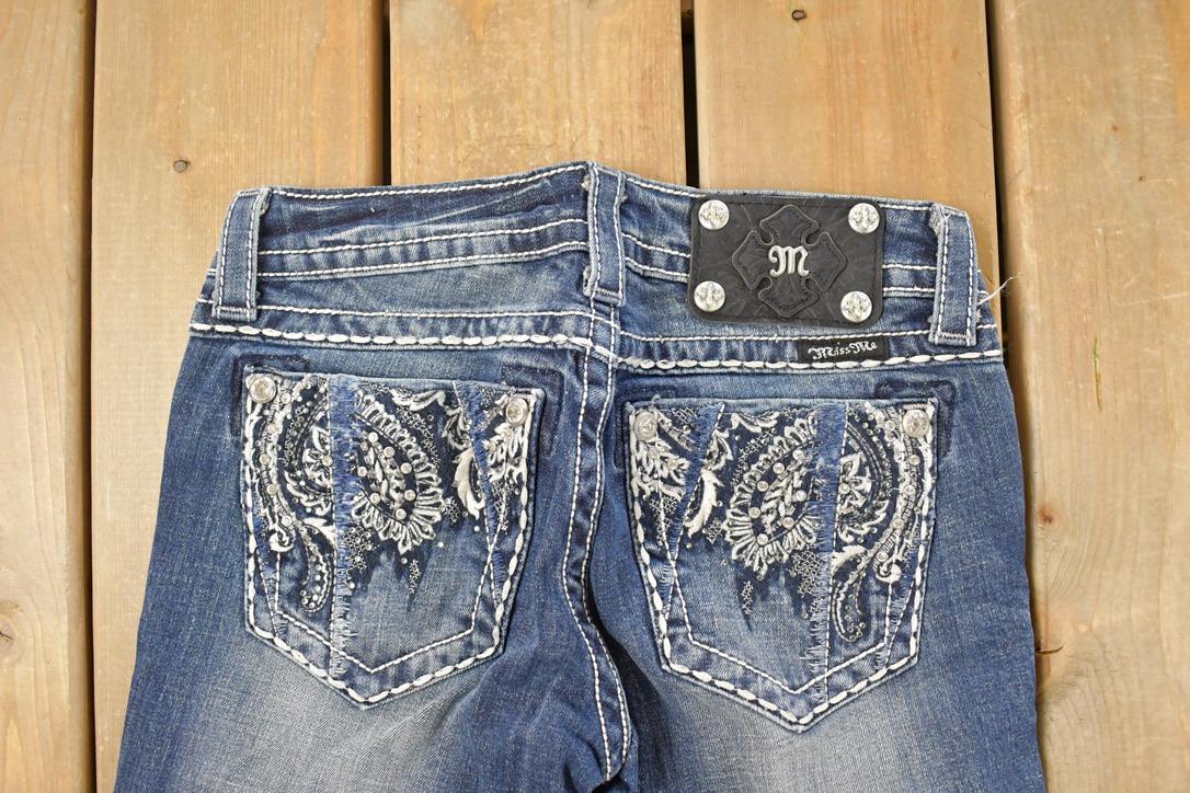 Vintage Deadstock Y2K Miss Me Bedazzled Low Rise Jeans Women's Size 26x31